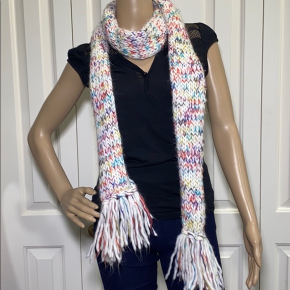 Free People/Roxy Scarf Bundle - Picture 3 of 10